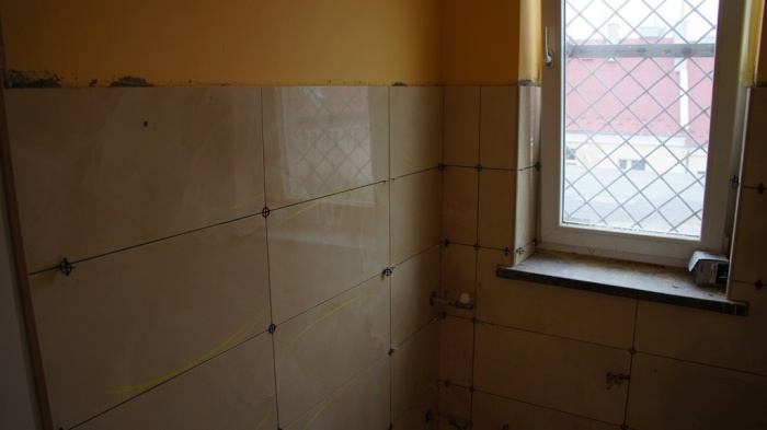 Postępy budowlane w budynku B i wejścia głównego