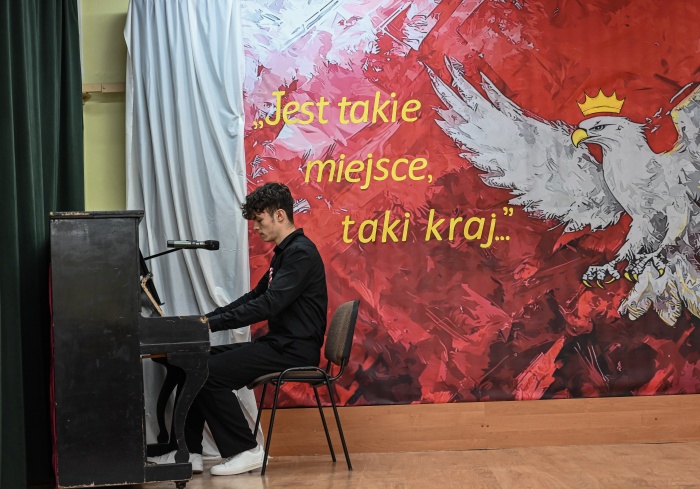 Koncert Pieśni Patriotycznych \"Jest takie miejsce, taki kraj\"