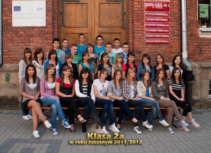 Zdjęcia klasowe_2011