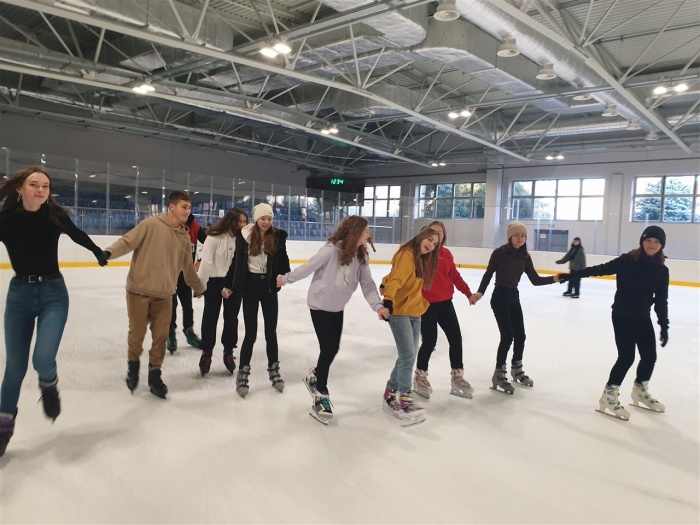 Integracyjny wyjazd na lodowisko w Dębicy