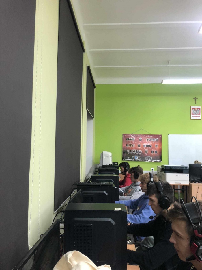 Turniej e-sportowy L.O.L. w Ekonomiku!