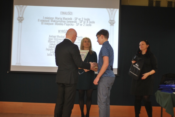 Finał XIX edycji Konkursu Języka Angielskiego „On-the-roll 2023”