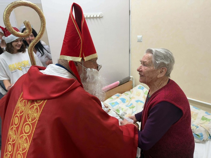 Wizyta Szkolnego Koła Caritas w Hospicjum