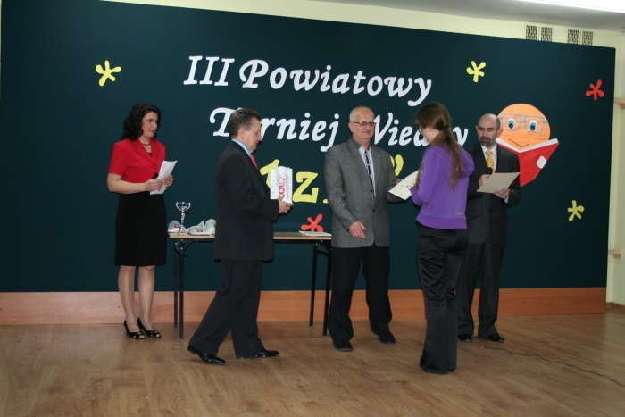 Turniej Wiedzy \"1 z 12\" 2012