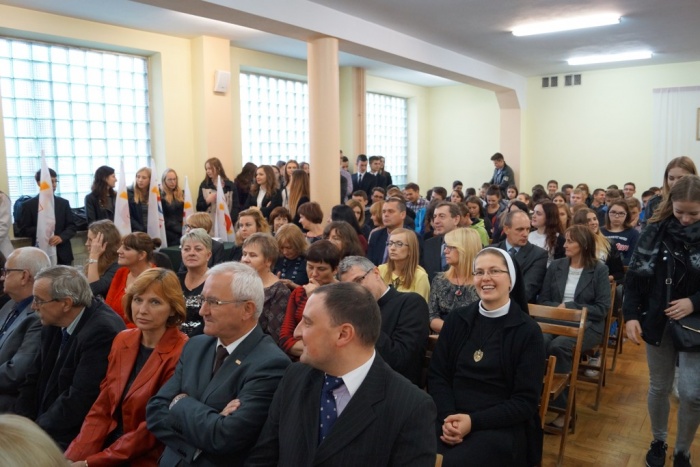 Nowy Sztandar Szkoły