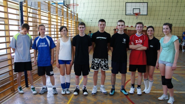 drużyna uczniów w rozgrywkach Nauczyciele - Uczniowie
