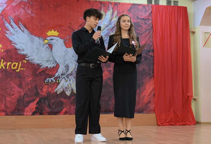 Koncert Pieśni Patriotycznych \"Jest takie miejsce, taki kraj\"