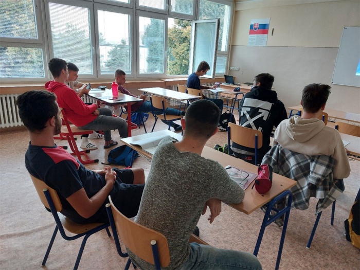 Uczniowie Ekonomika zdobywają kolejne kompetencje i umiejętności