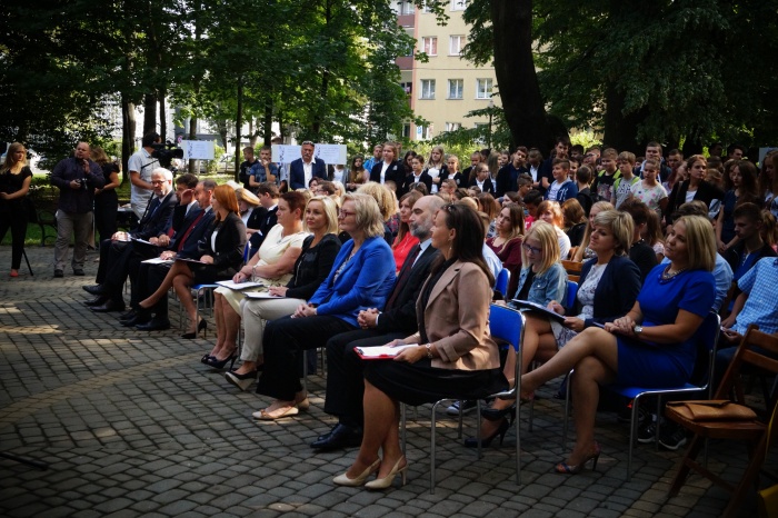 jASIELSKIE nARODOWE cZYTANIE