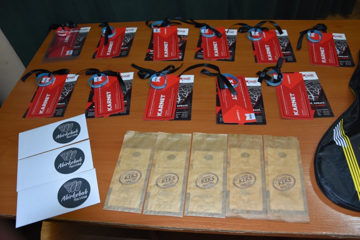 Rozdanie nagród za udział w Międzyklasowym Turnieju  Siatkówki  Chłopców „POWITANIE WIOSNY”