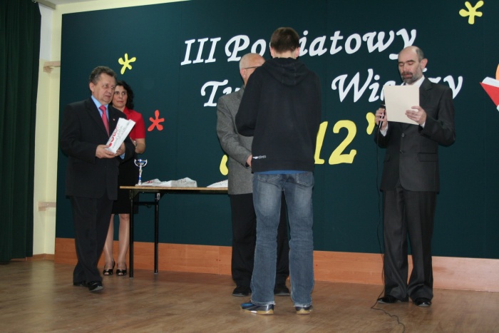 Turniej Wiedzy \"1 z 12\" 2012