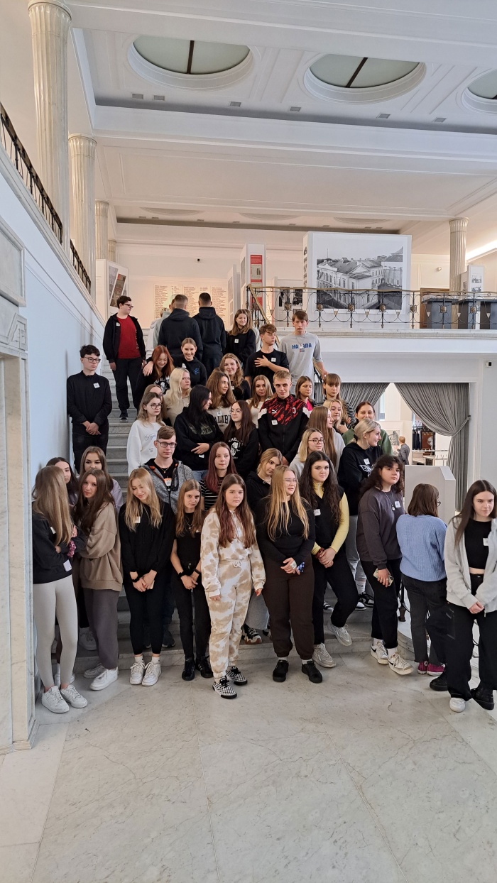 Wycieczka do Warszawy w ramach programu \"Poznaj Polskę\"