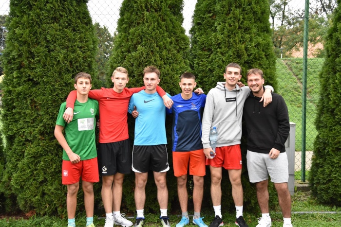 Rozgrywki w piłce nożnej 2021