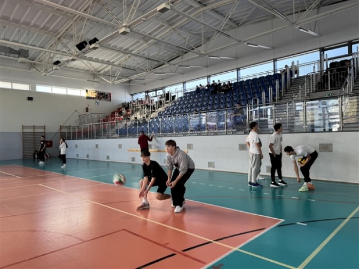 Mikołajkowy Międzyklasowy Turniej w Siatkówce drużyn mieszanych