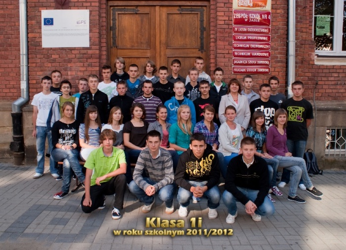Zdjęcia klasowe_2011