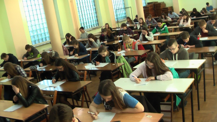 ON – THE – ROLL 2017