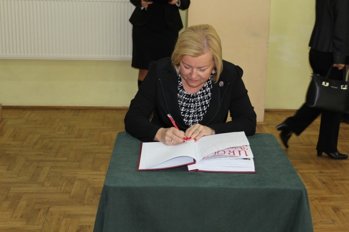 Nowy Sztandar Szkoły