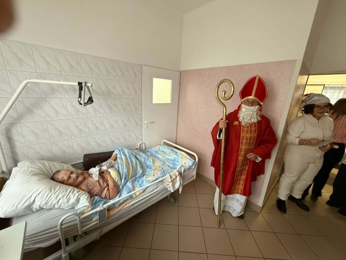 Wizyta Szkolnego Koła Caritas w Hospicjum
