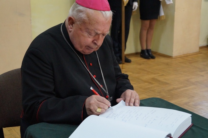 Nowy Sztandar Szkoły