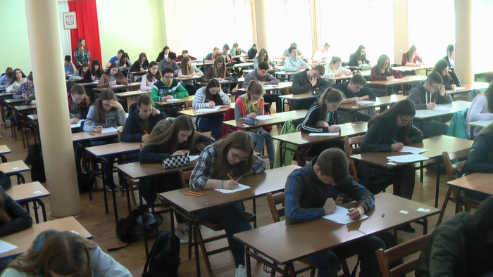 ON – THE – ROLL 2017