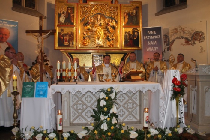 Reliwkie JP II w Jaśle