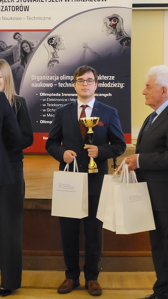 Laureaci i finaliści Olimpiady Innowacji Technicznej w Mechanice oraz w Elektronice i Mechatronice