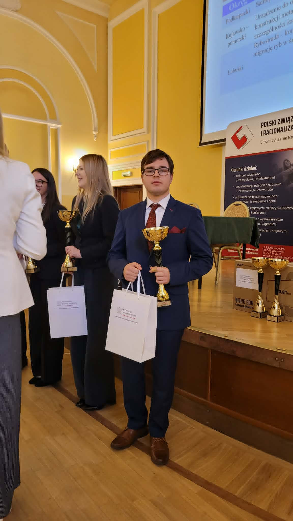 Laureaci i finaliści Olimpiady Innowacji Technicznej w Mechanice oraz w Elektronice i Mechatronice