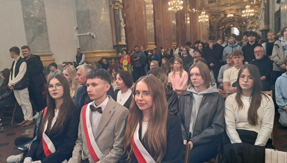 Pielgrzymka maturzystów z jasielskiego Ekonomika 2026.